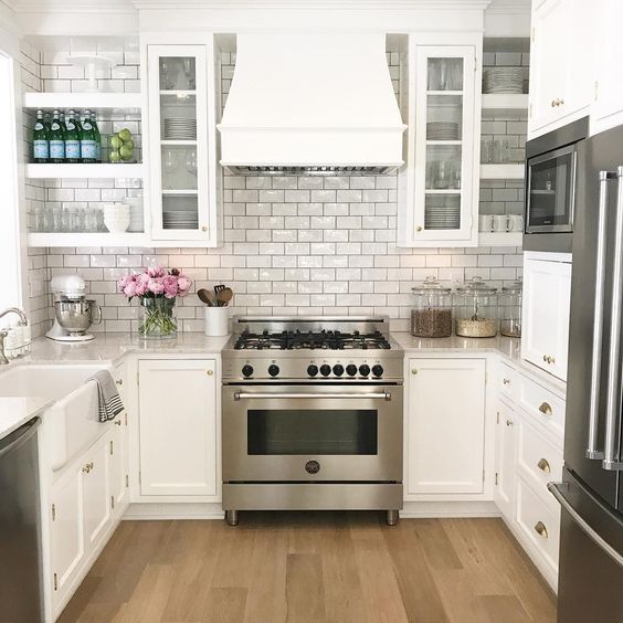 u shaped kitchen layout