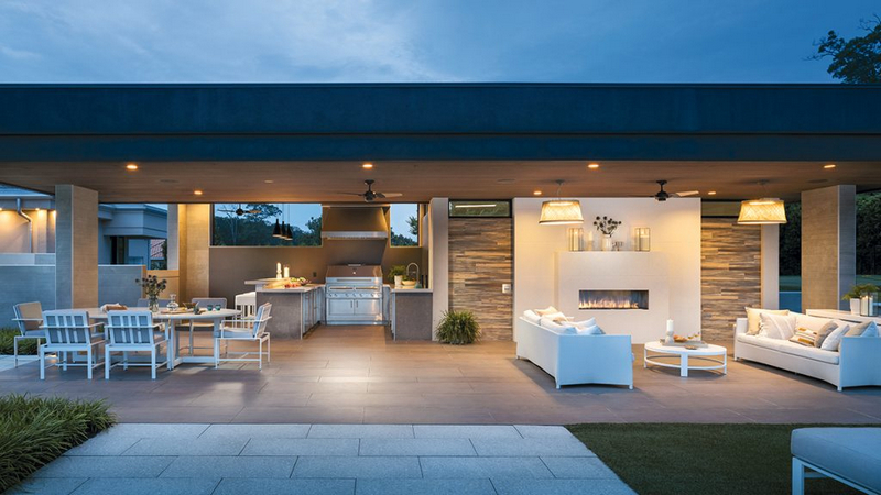 outdoor kitchen